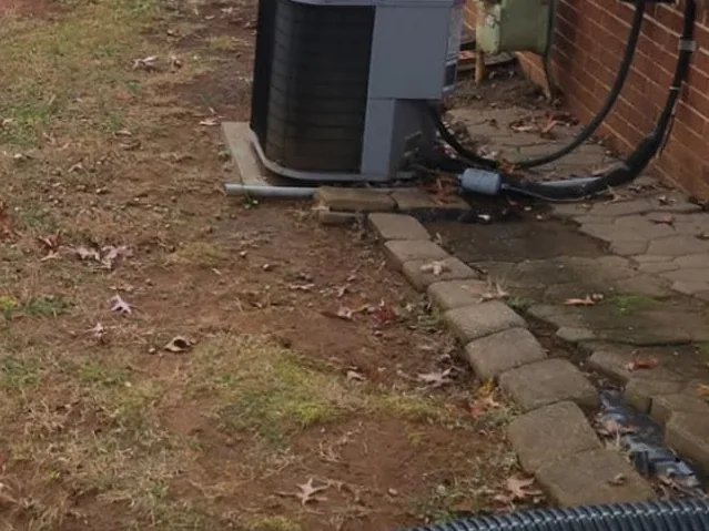 Leaf cleanup finished in Vinton, VA